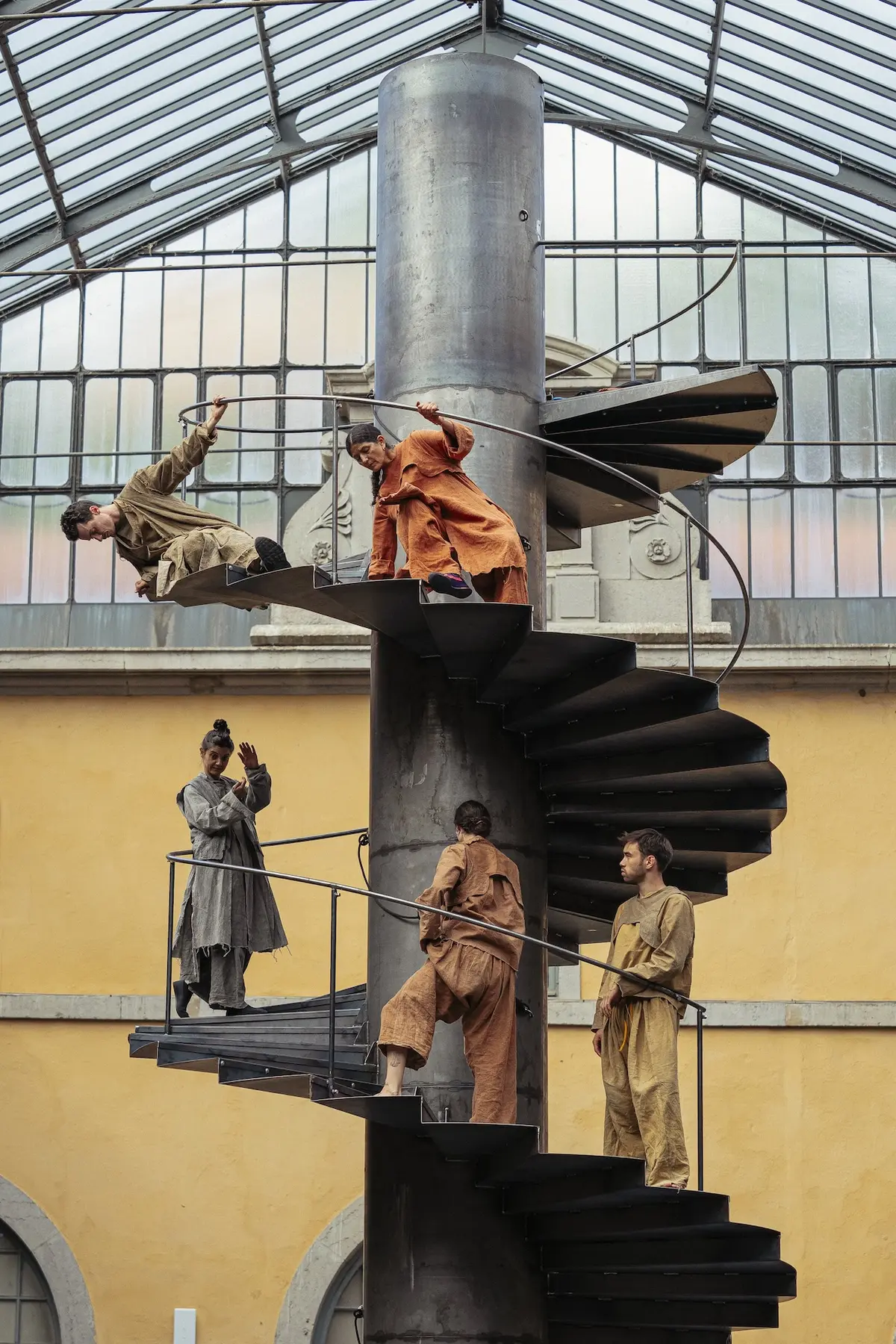 Ce que le ciel ne sait pas : l'œuvre de Feda Wardak au Festival de Marseille
