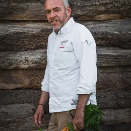 Ce menu végétal en 9 services chez le chef étoilé Arnaud Viel à Argentan est devenu l'une des tables les plus surprenantes de l'Orne cet été