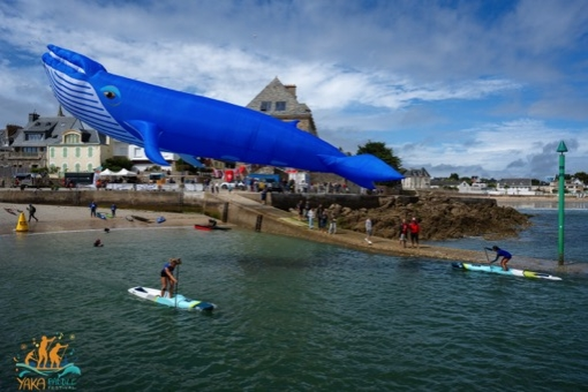 Yaka Paddle Festival &agrave; Larmor-Plage : stand up paddle, kayak et animations en bord de mer
