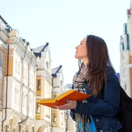 La peur de parler une langue étrangère en vacances freine encore de nombreux Français