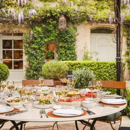 Gastronomie et art de vivre au Château d'Estoublon à Fontvieille
