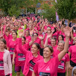 Le Triathlon des Roses à Toulouse : sport et solidarité contre le cancer du sein