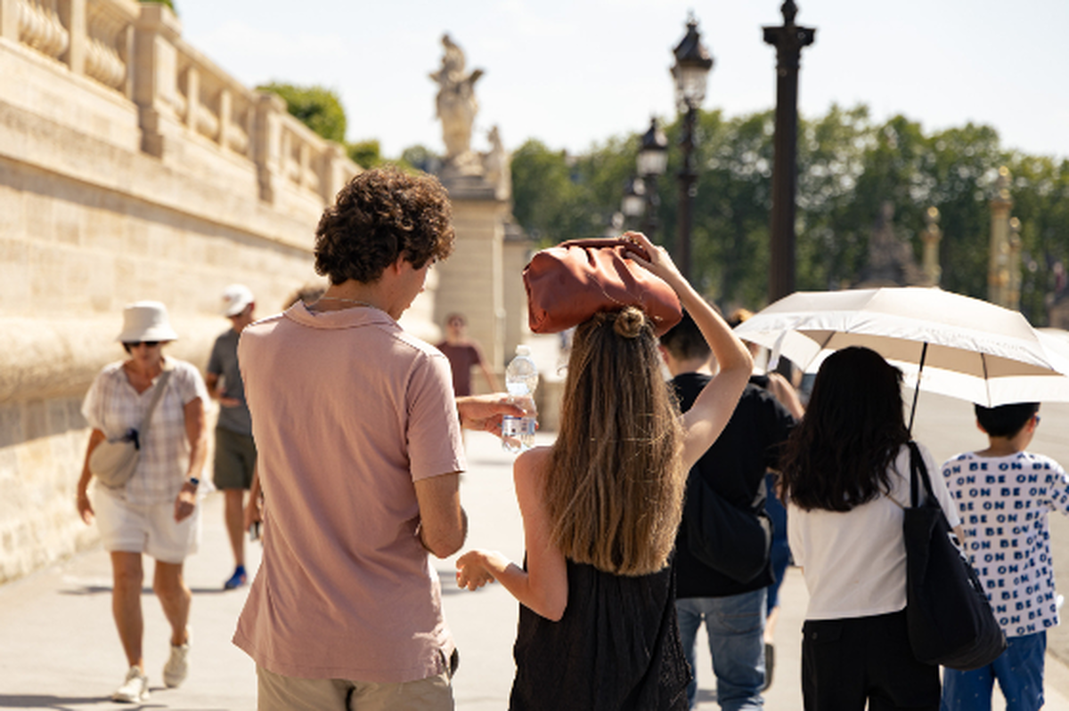 Vigilance rouge canicule à Paris : les dispositifs mis en place pour se protéger
