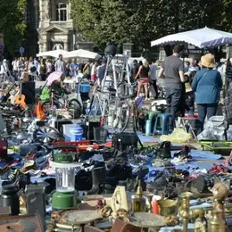 Qui a inventé la Braderie de Lille ? Les origines d'un événement emblématique