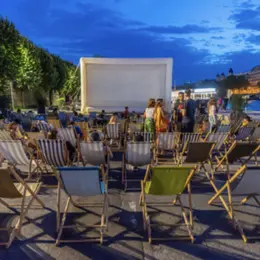 Cinéma en plein air aux Vedettes de Paris : La La Land, Conclave et plus encore au pied de la Tour Eiffel