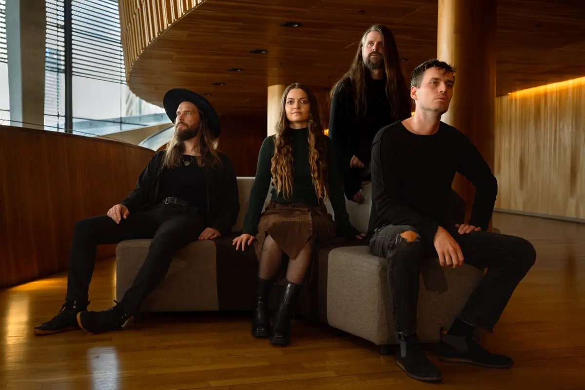 Kalandra et Finnegan Tui en concert folk à La Rayonne de Villeurbanne