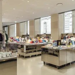 Réouverture de la librairie de la Fondation Cartier à Paris