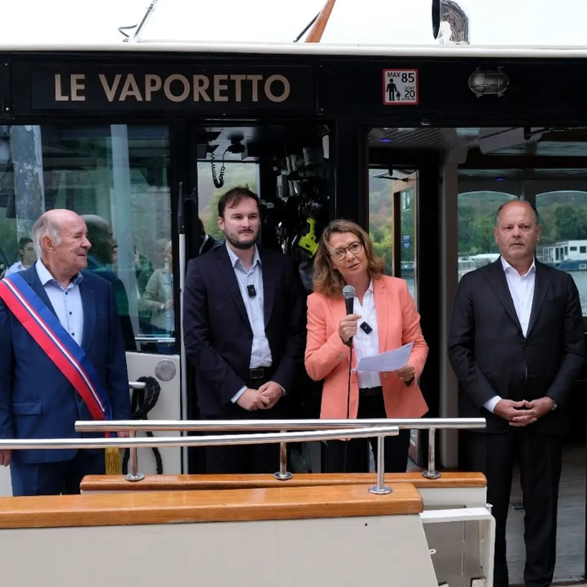 Navette fluviale électrique entre Boulogne-Billancourt et Issy-les-Moulineaux