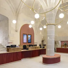 Nouveaux espaces d'accueil et librairie-boutique repensée au Château des ducs de Bretagne à Nantes