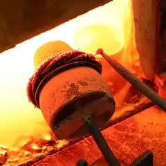 Bracelets gaulois en verre au Musée du Verre d'Argonne aux Islettes
