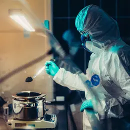 Le laboratoire de Renault Group à Lardy pour les batteries de véhicules électriques
