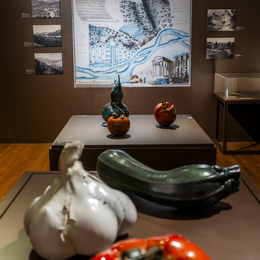 Les sculptures en céramique de Martine Polisset à la boutique du Musée Masséna de Nice