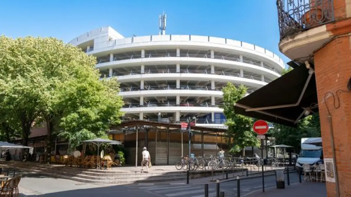 Le marché des Carmes à Toulouse ouvert le vendredi jusqu'à 19h30