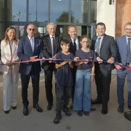 Inauguration du collège Claude-Nicolas-Ledoux au Plessis-Robinson, un établissement d'inspiration Art déco