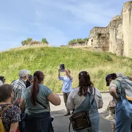 Conférence sur la datation archéologique au Musée Joseph-Denais