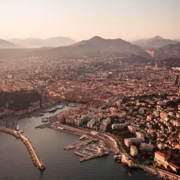 Conférence sur la géologie et la tectonique de la Côte d'Azur à Nice