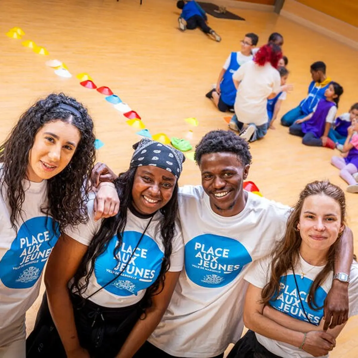 Formations gratuites pour les jeunes à Marseille : BAFA, code de la route et maître-nageur sauveteur pris en charge par la Ville
