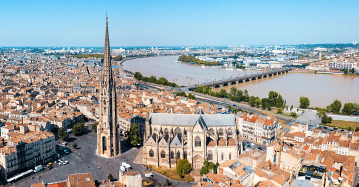 Visiter Bordeaux : le guide pour découvrir la ville de la Gironde toute l'année