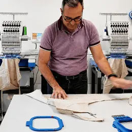 Visite guidée de l'atelier de broderie Weber à Heiligenstein