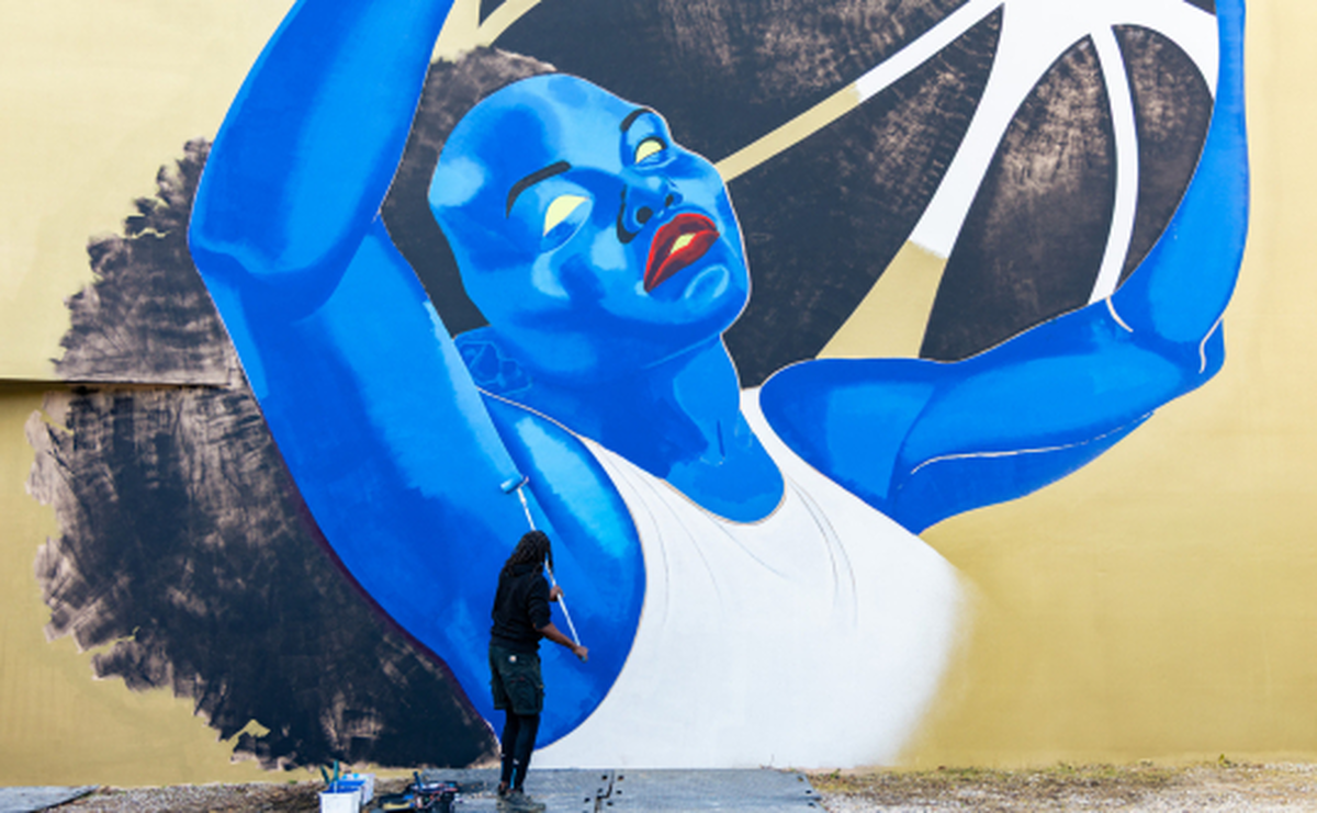 Une fresque géante signée Tcheko sur un mur du 18e arrondissement de Paris