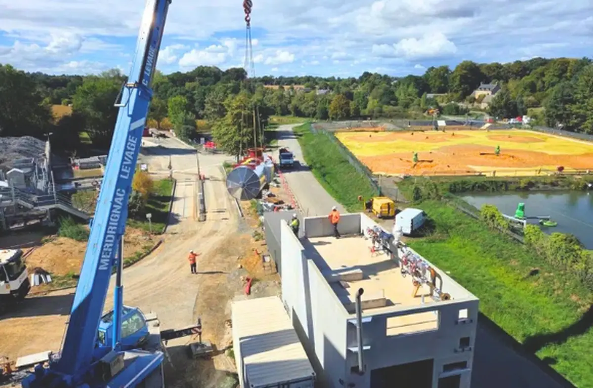 Modernisation de l'Unité de Valorisation Énergétique de Pontmain : le chantier monte en puissance