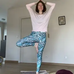 Greens & Roses Yoga