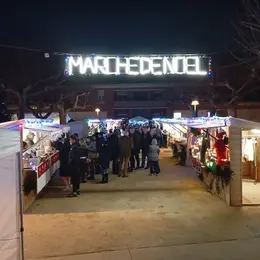 Grand marché de Noël traditionnel  LA VILLE DIEU DU TEMPLE