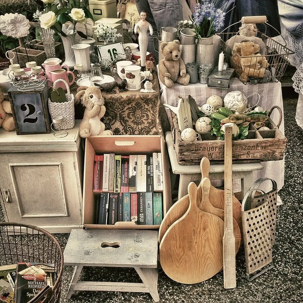 25ème Brocante et vide grenier de Saint Léon sur Vézère