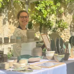 Vente de poteries artisales