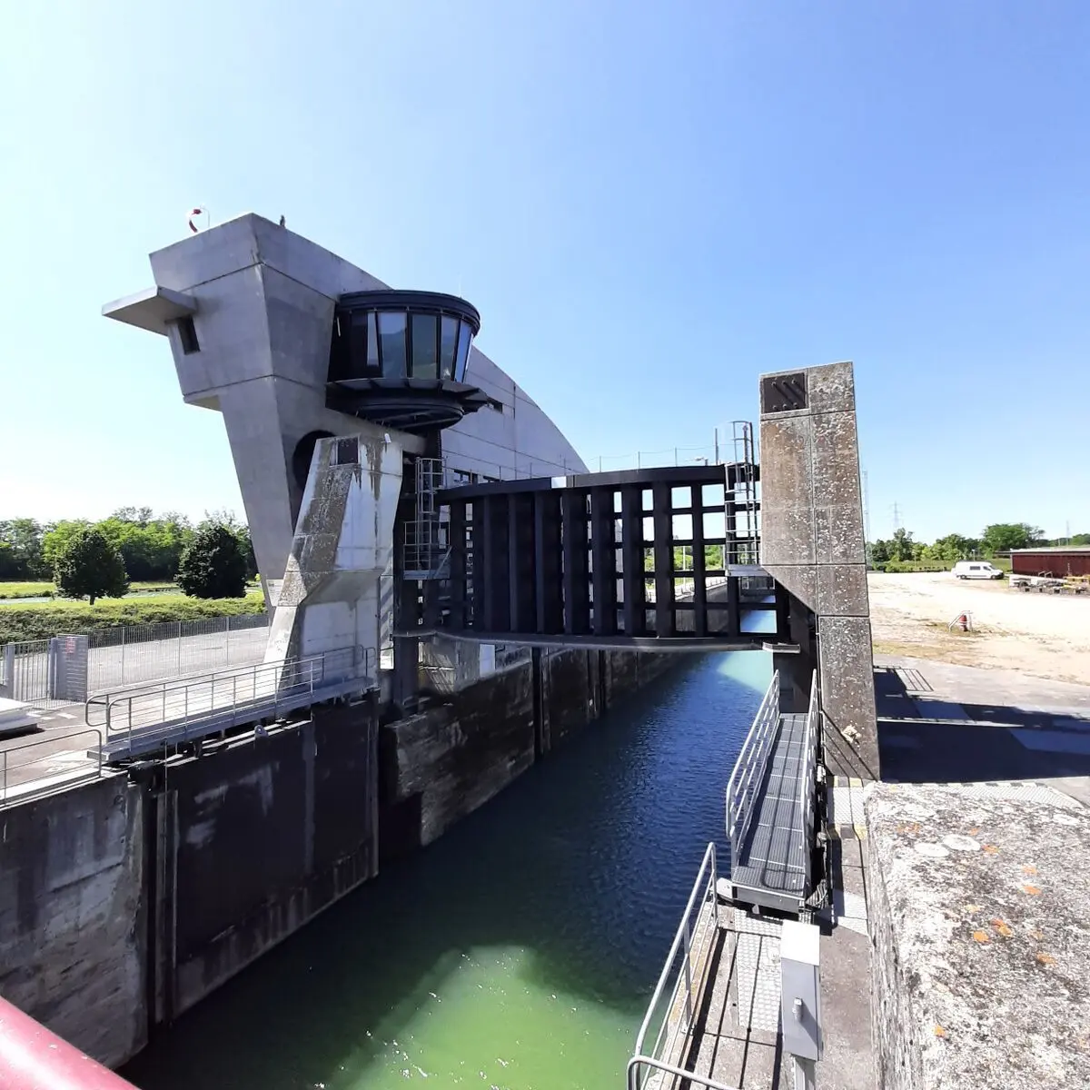 La fameuse écluse !