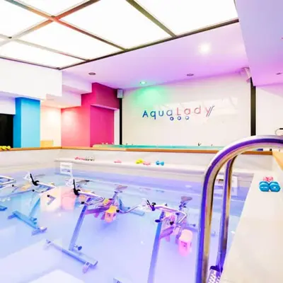 3 séances d'aquabiking + 1 soin minceur offert chez Aqualady