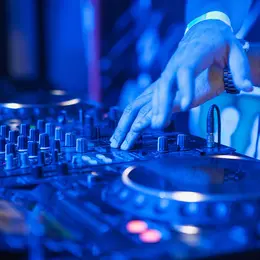Électro Ice Night & DJ 
