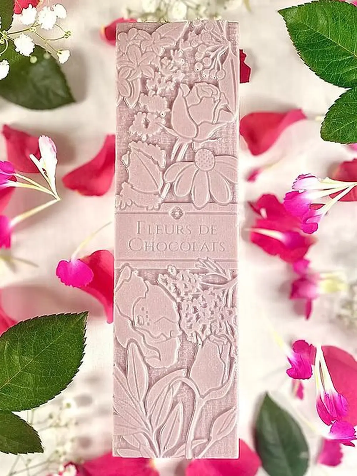 Fleurs de Chocolats : le chocolat aussi beau que bon, qui laisse deviner son goût floral.