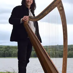 Christophe GUILLEMOT harpeur luthier