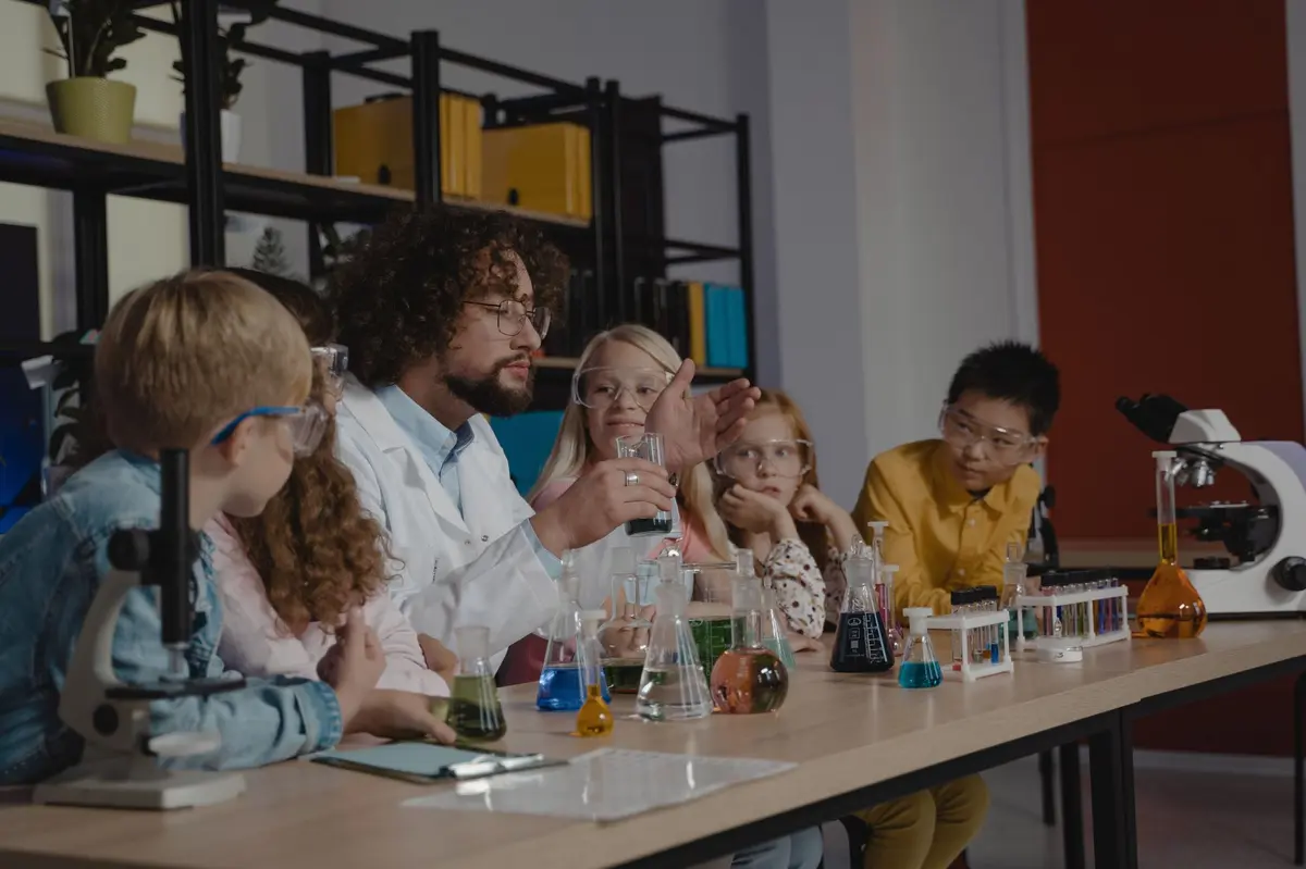 Expérience scientifique pour apprenti chimiste
