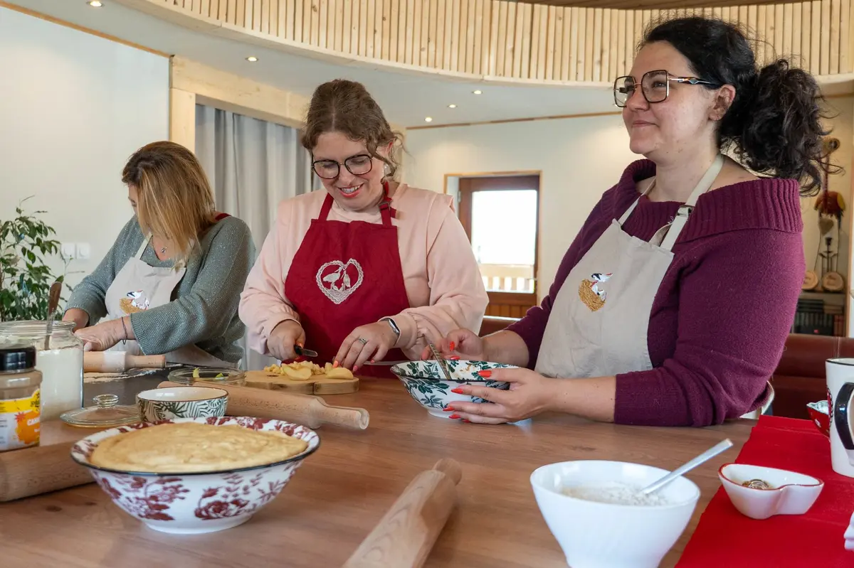 Atelier fabrication de Kanelbulle, le cinnamon roll façon Alsace