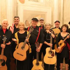Sunshine Coast Guitar Orchestra à Pézenas 