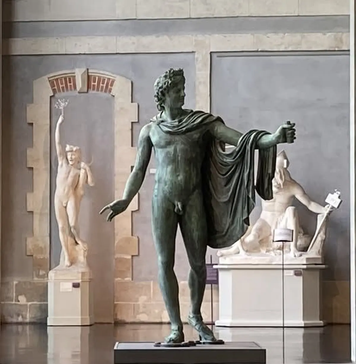 écrire au musée