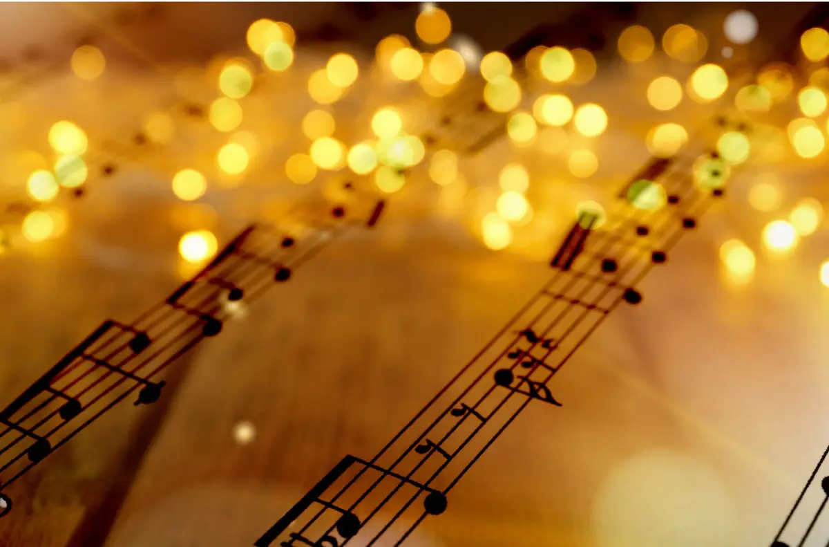 La magie d'un concert aux lueurs des chandelle - 5 concerts intimistes et chaleureux à vivre en décembre à Strasbourg ✨