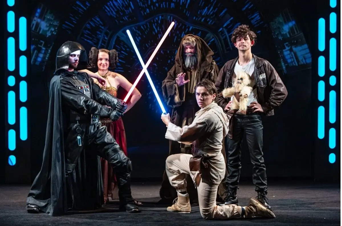Space Wars, le Pire Contre Attaque ! au Th&eacute;&acirc;tre Michel