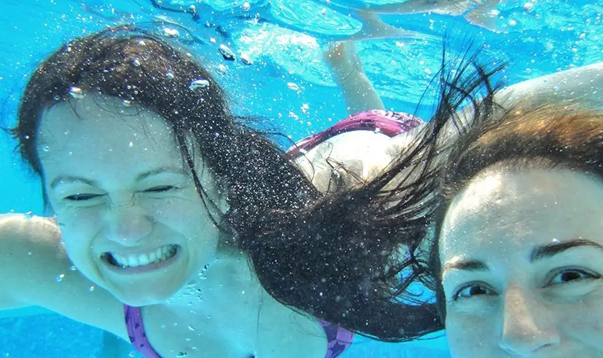 Ne sautez pas dans les spas d'expo !