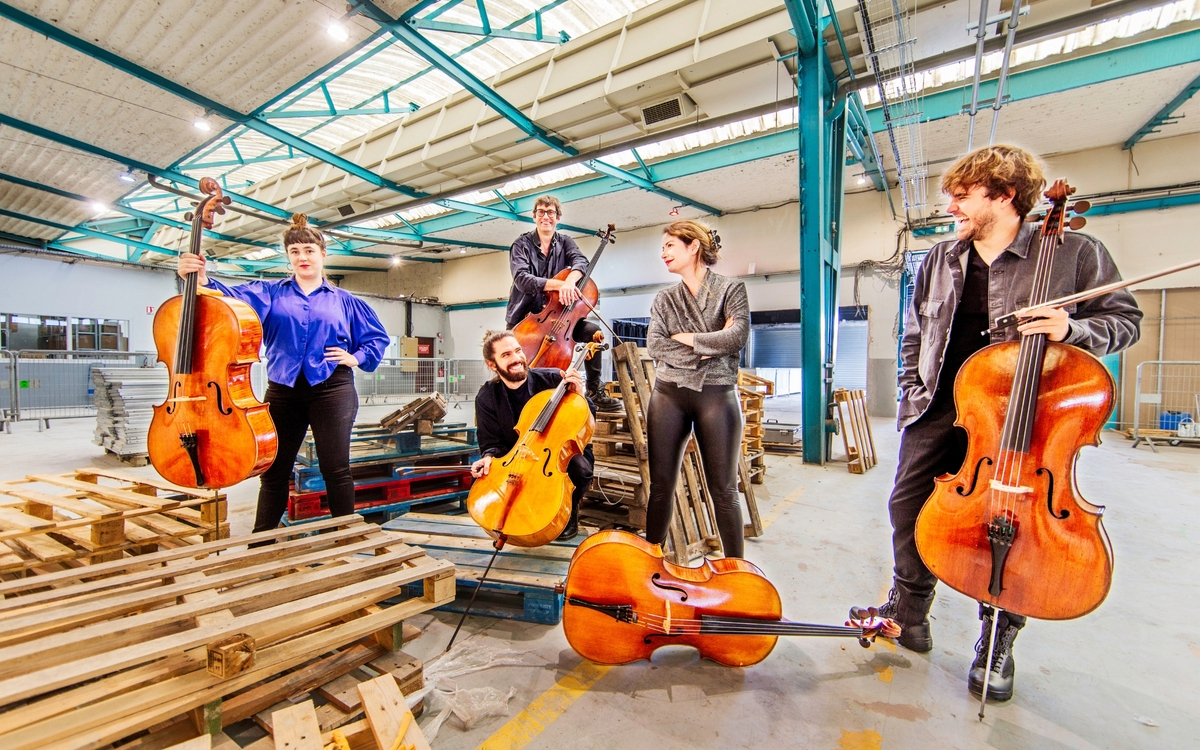 5 violoncelles et électronique