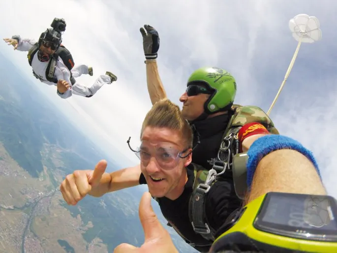 Saut à 4000m d'altitude au-dessus de Colmar