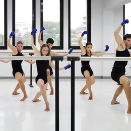 Femmes + Bolero