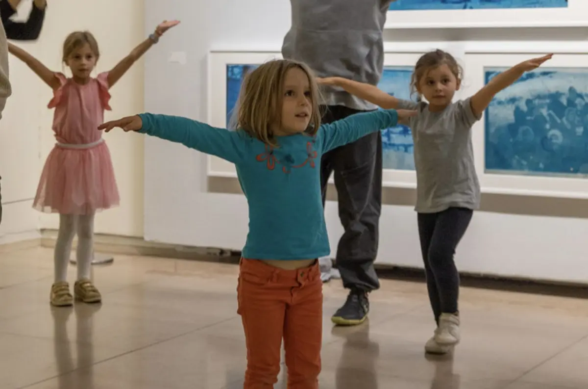 Visite dansée en famille