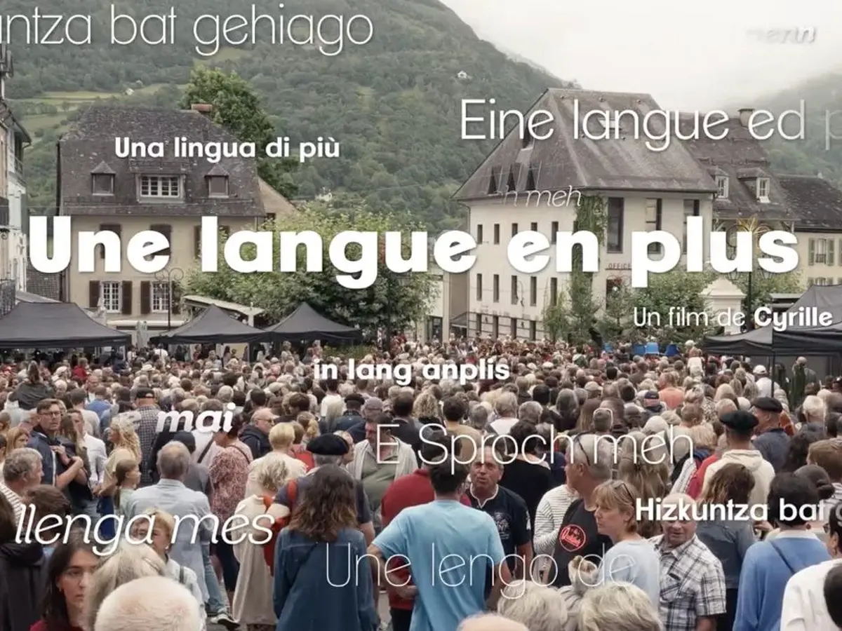 Projection débat Une langue en plus