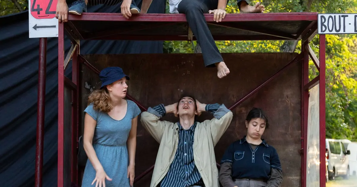 À quelques instants près (spectacle de cirque)