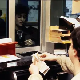 « Une poste à la Courneuve » de Dominique Cabrera