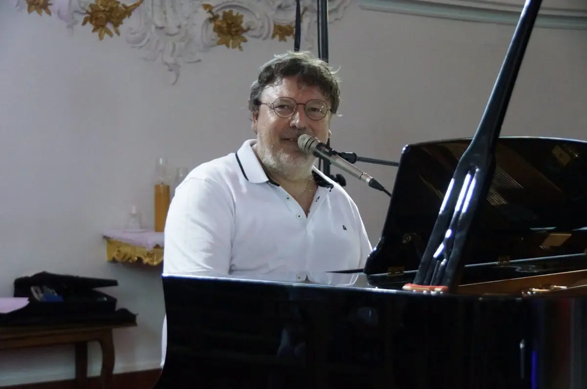 Gilles KLOPFENSTEIN  en concert au Caveau de Schiltigheim
