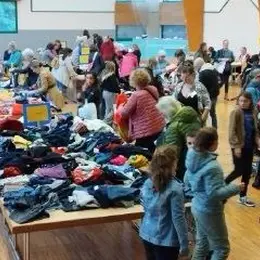 Bourse aux vêtements enfants (0-14 ans) et matériel de puériculture